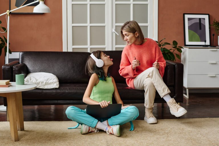 10 Real Parenting Challenges and How to Solve Them: A Mum’s Honest Guide to 2025